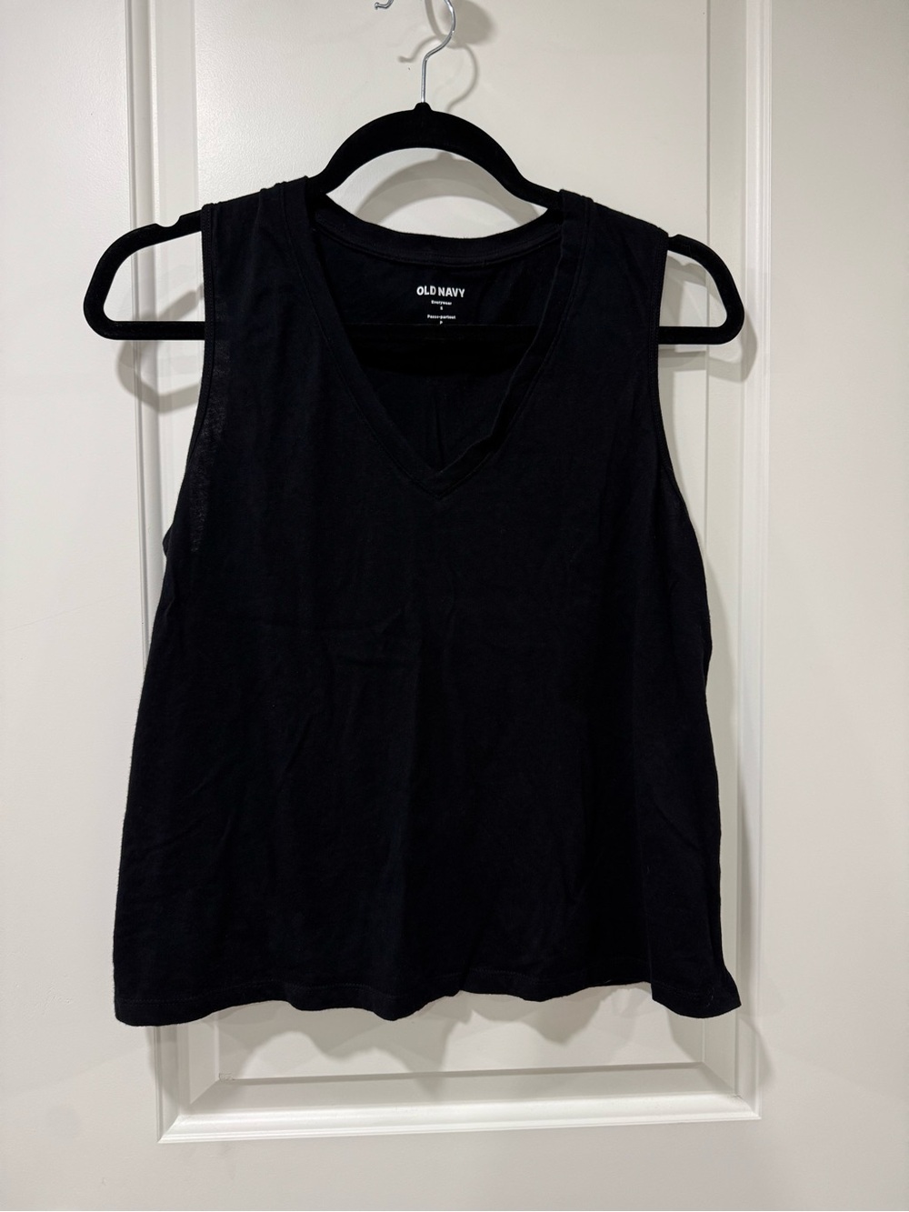 Old Navy Black V-Neck Tank Top